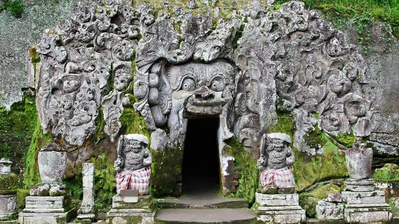 Goa Gajah Ubud, Mengungkap Keajaiban Goa Misterius di Bali
