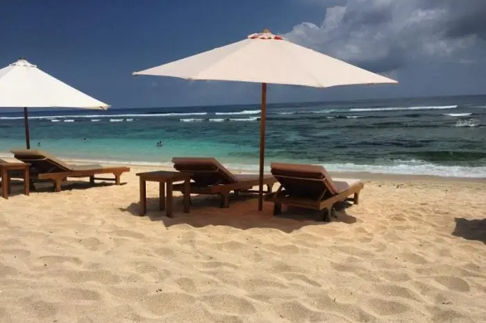 Pantai Melasti, Wisata Pantai yang Memukau di Bali